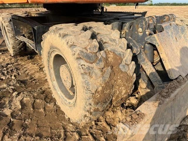 Doosan DX 160 W-3 Hjulgrävare