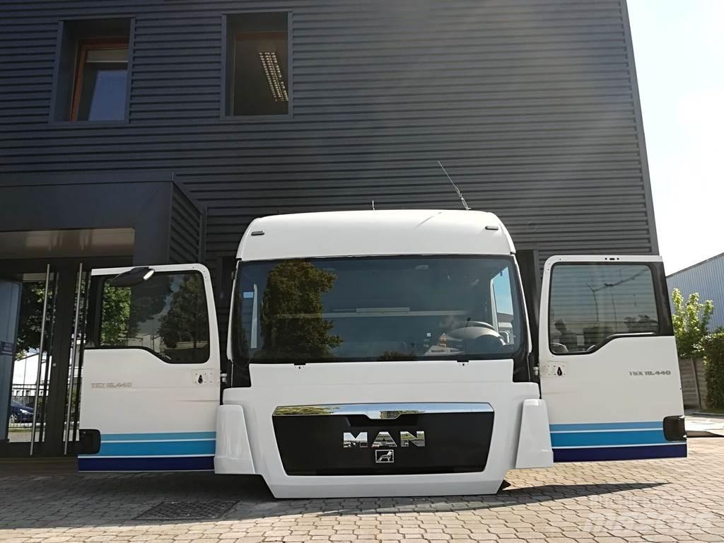 MAN TGX XLX EURO 5 Hytter och interiör