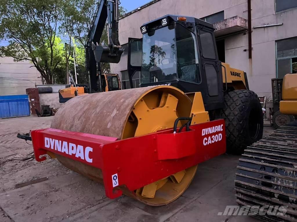 Dynapac CA 30 D Envalsvältar
