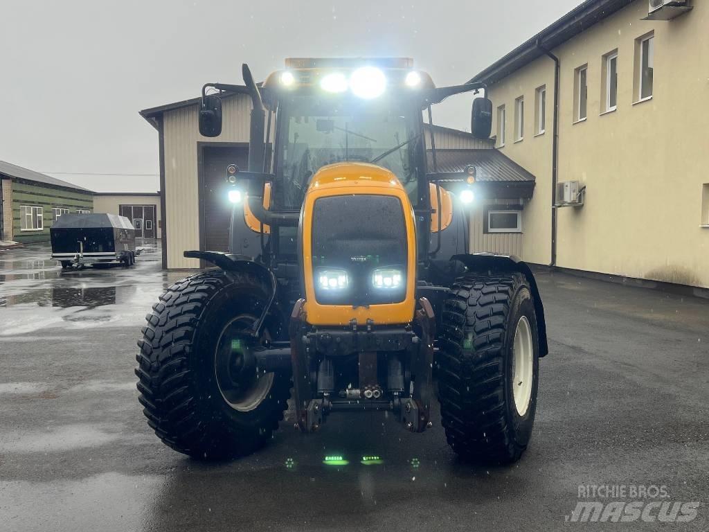 Valtra M 150-4 Traktorer
