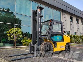 Komatsu FG40T-7 Gasolmotviktstruckar