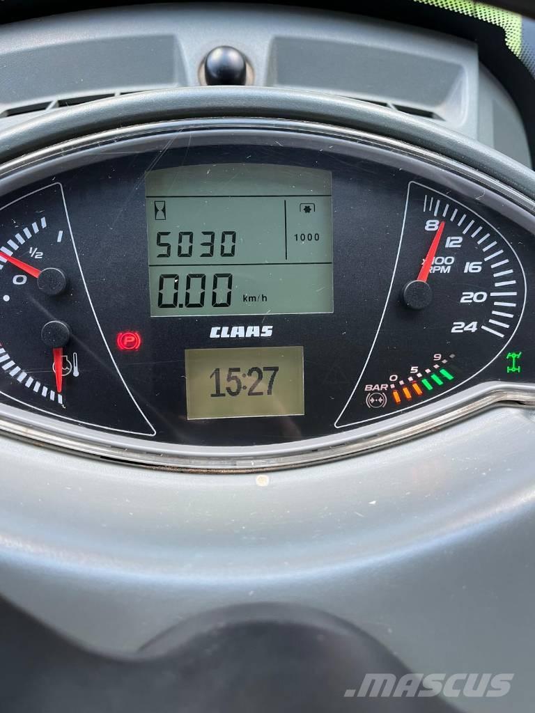 CLAAS Axion 800 CIS Traktorer