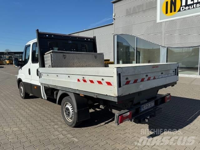 Iveco Daily 35 S12 Lätta skåpbilar