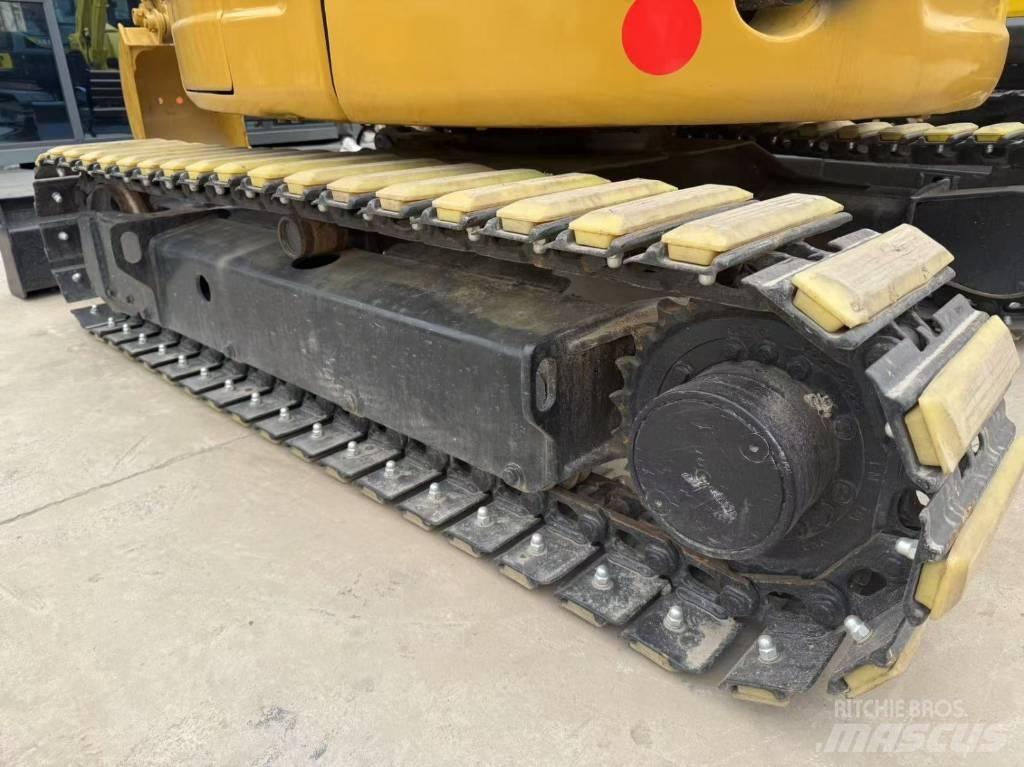 CAT 303.5 E Minigrävare < 7t