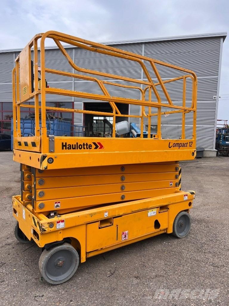Haulotte Compact 12 Saxliftar