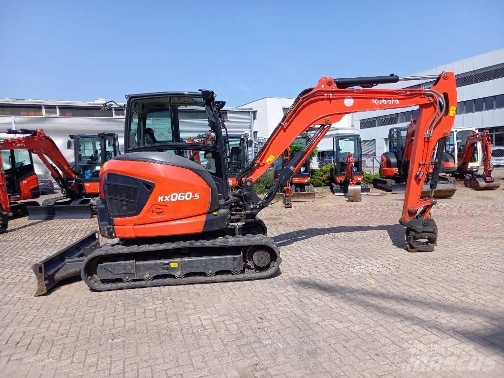 Kubota KX060-5KGLS2F Minigrävare < 7t