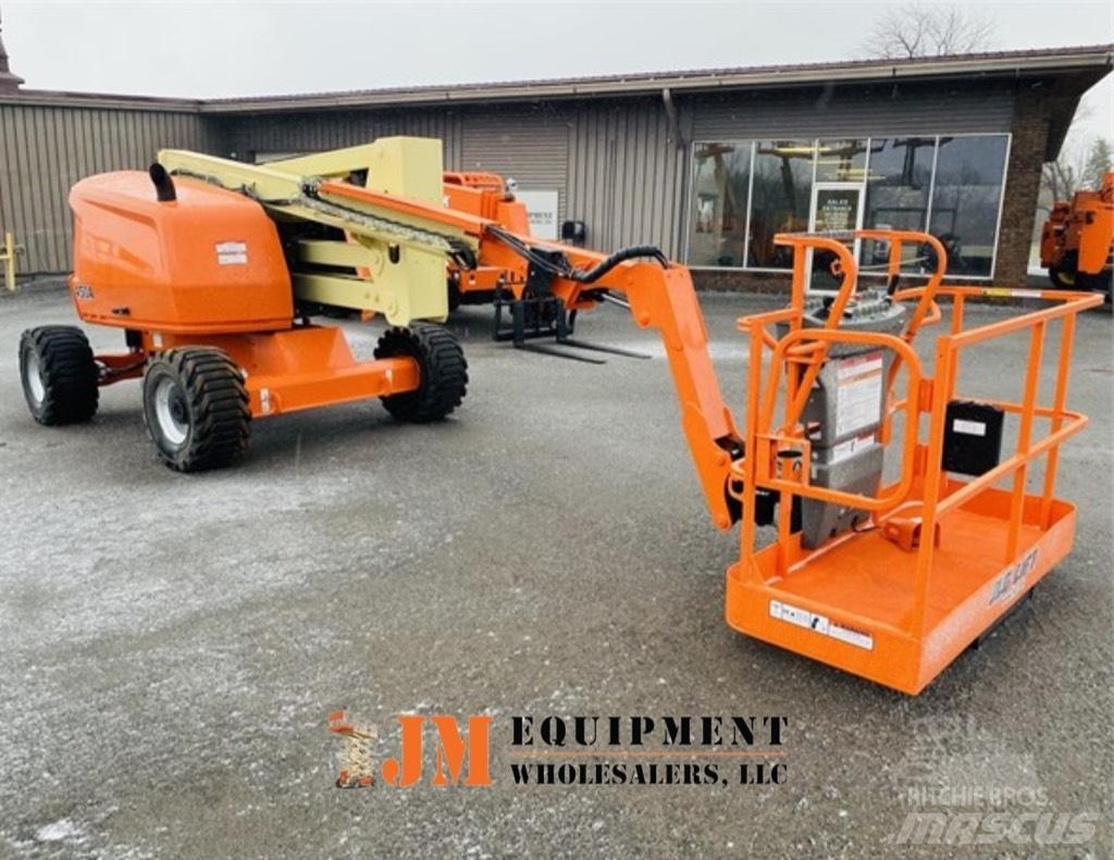 JLG 450 A Bomliftar