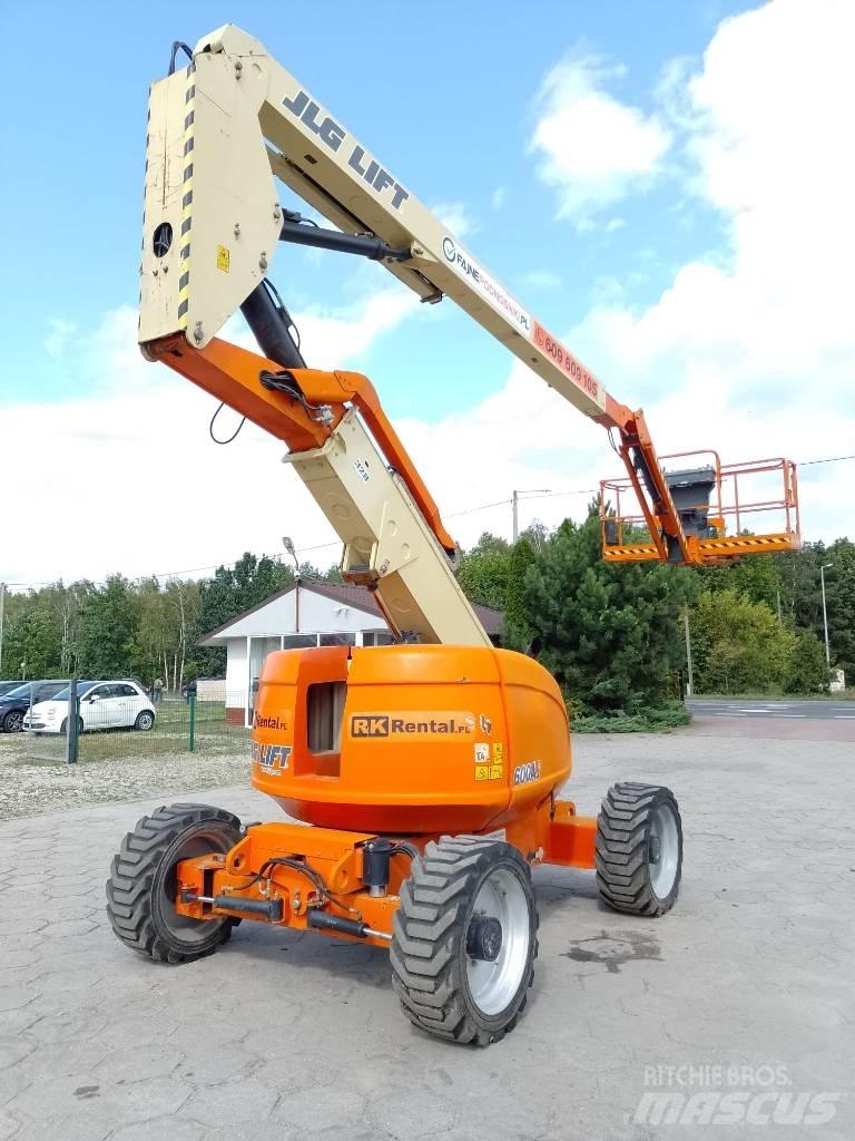 JLG 600 AJ Bomliftar