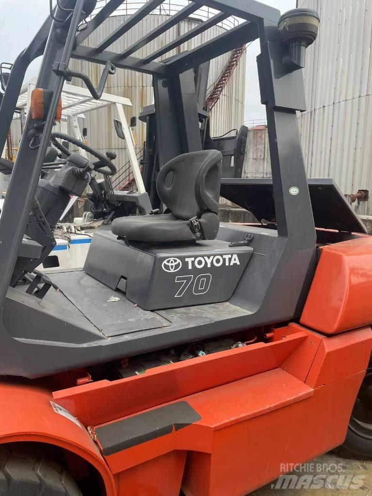 Toyota 7 Ton Dieselmotviktstruckar