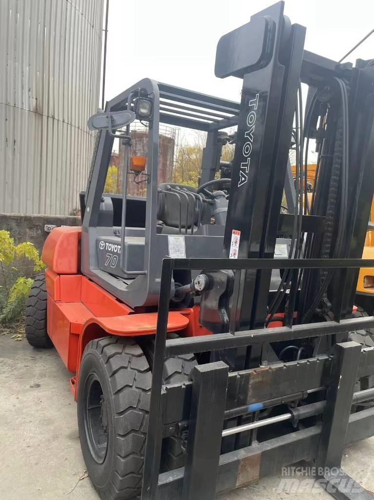 Toyota 7 Ton Dieselmotviktstruckar