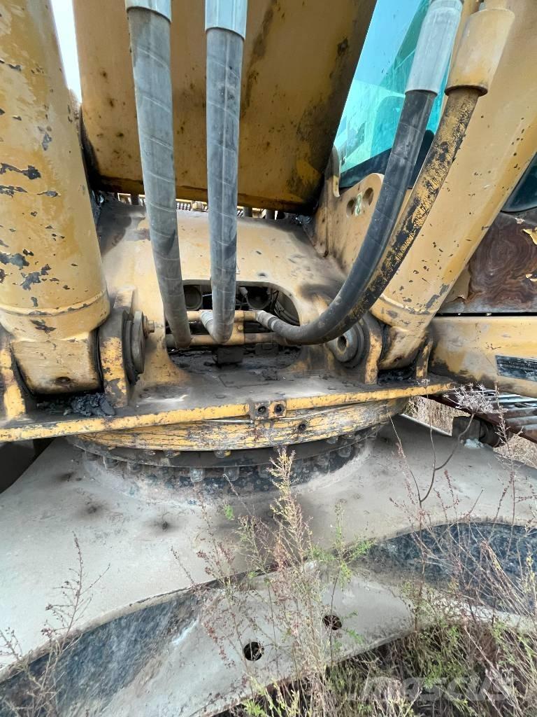 CAT 330 CL Bandgrävare
