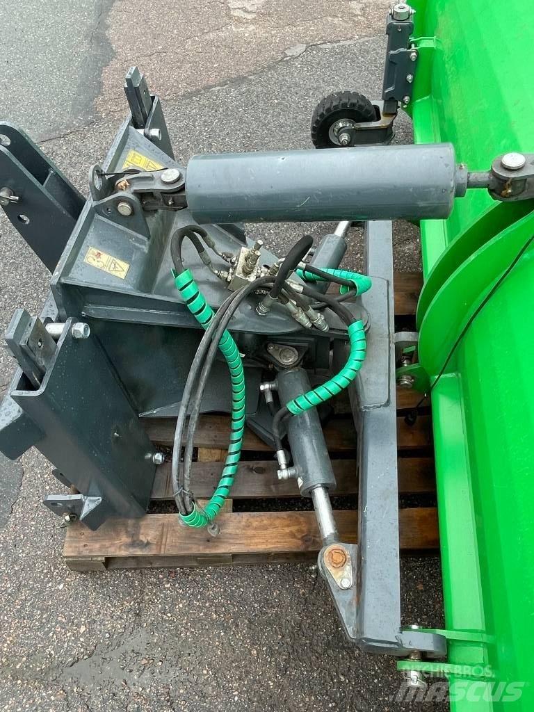 Sami DM-3700 Snöblad och plogar
