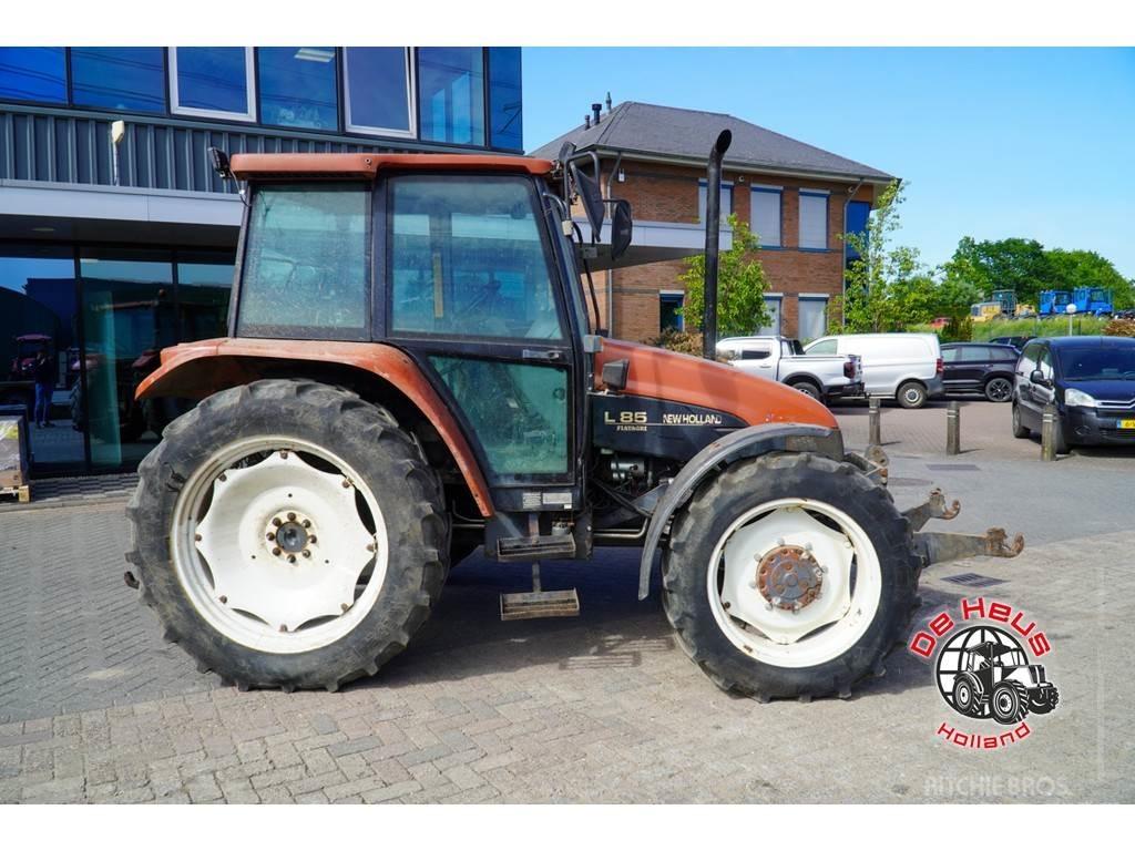 New Holland L85 Traktorer