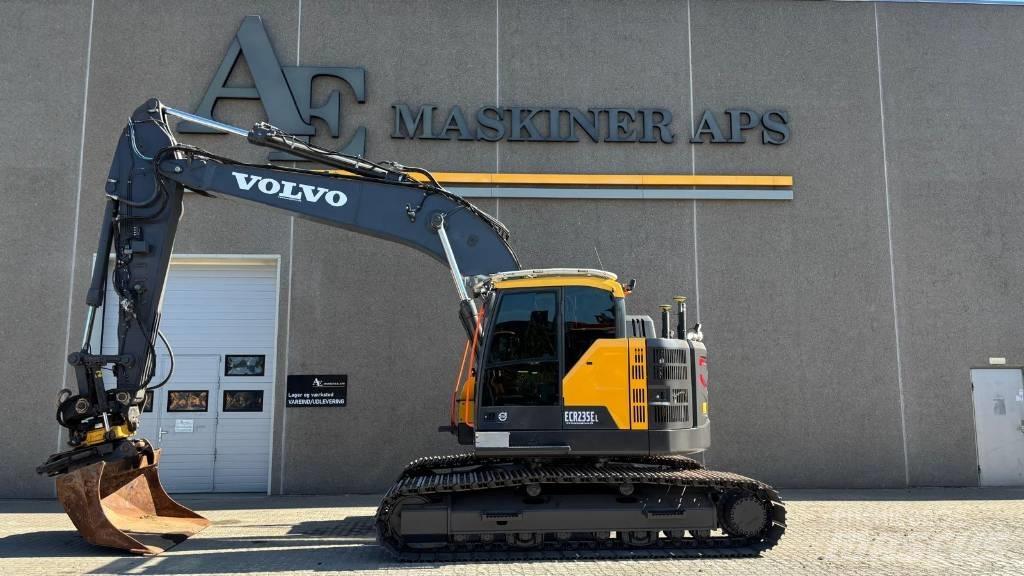 Volvo ECR 235 E Bandgrävare