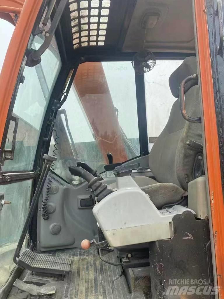 Doosan DX80 Midigrävmaskiner 7t - 12t