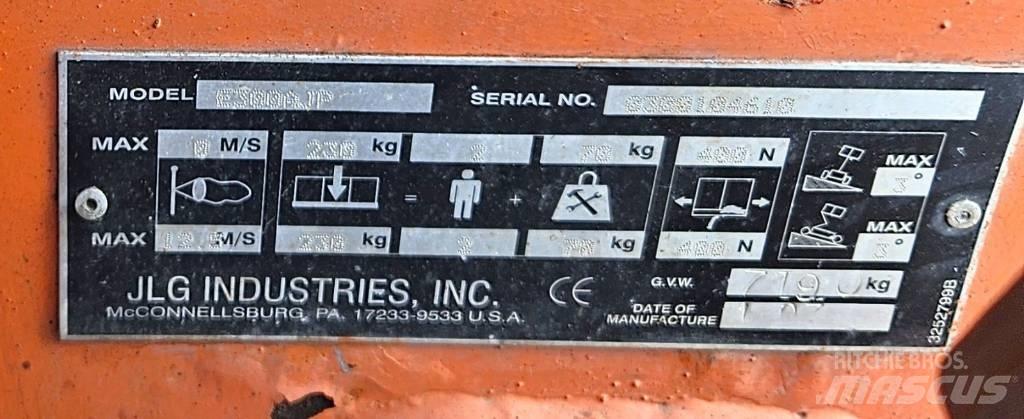 JLG E 300 AJP Bomliftar