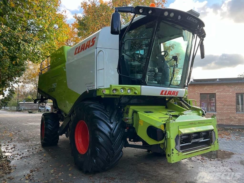 CLAAS 750 Skördetröskor