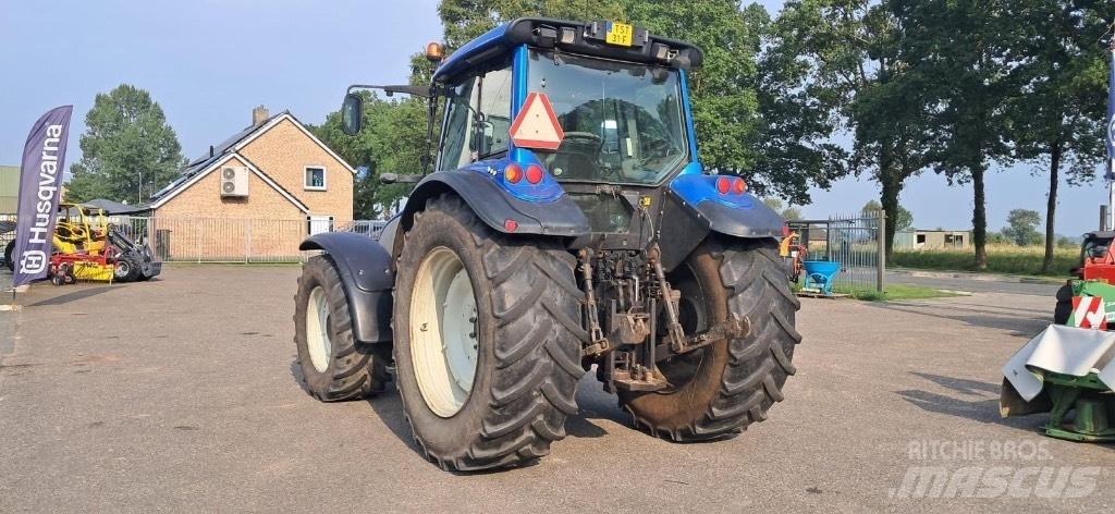 Valtra T160 Traktorer