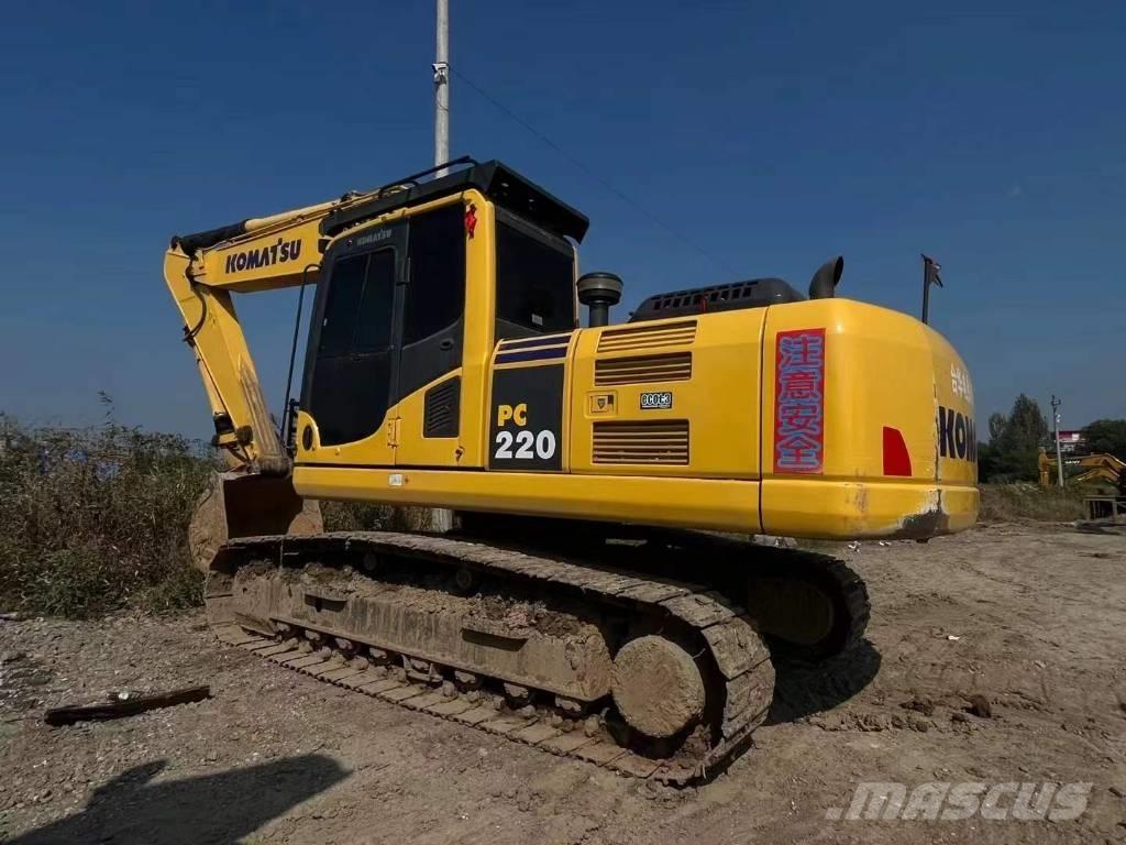 Komatsu PC 220-8 Bandgrävare