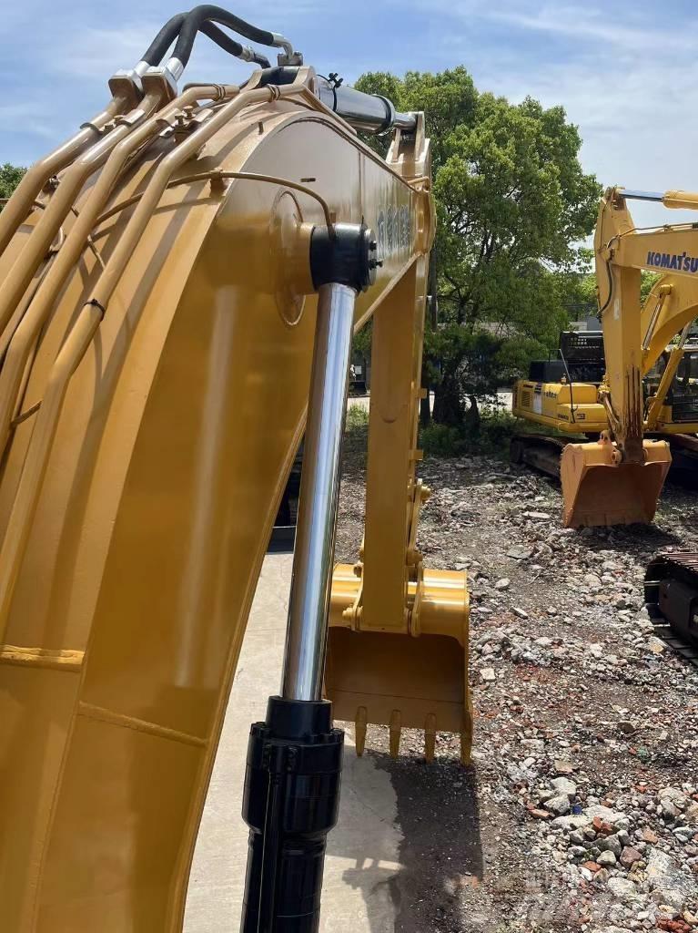 CAT 325 D Bandgrävare