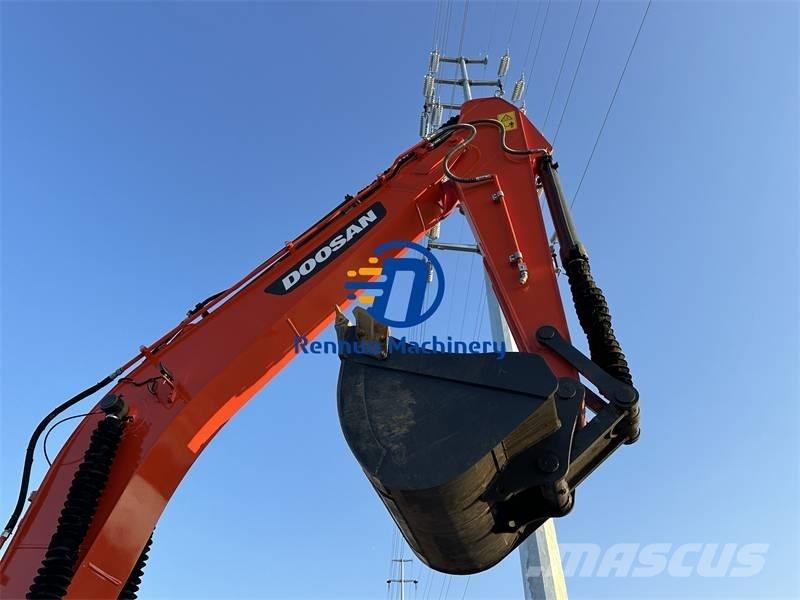 Doosan DX 225 LCA Bandgrävare