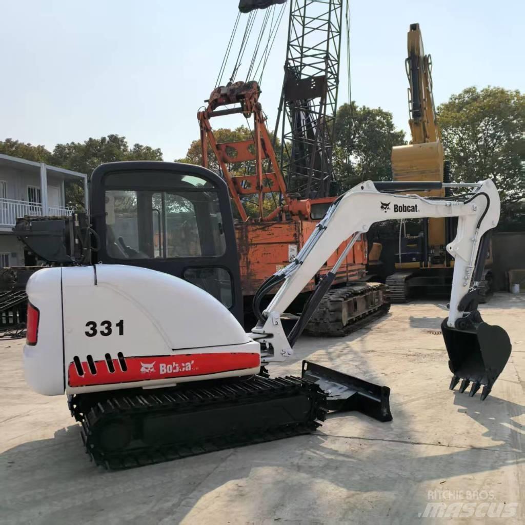 Bobcat 331 Minigrävare < 7t
