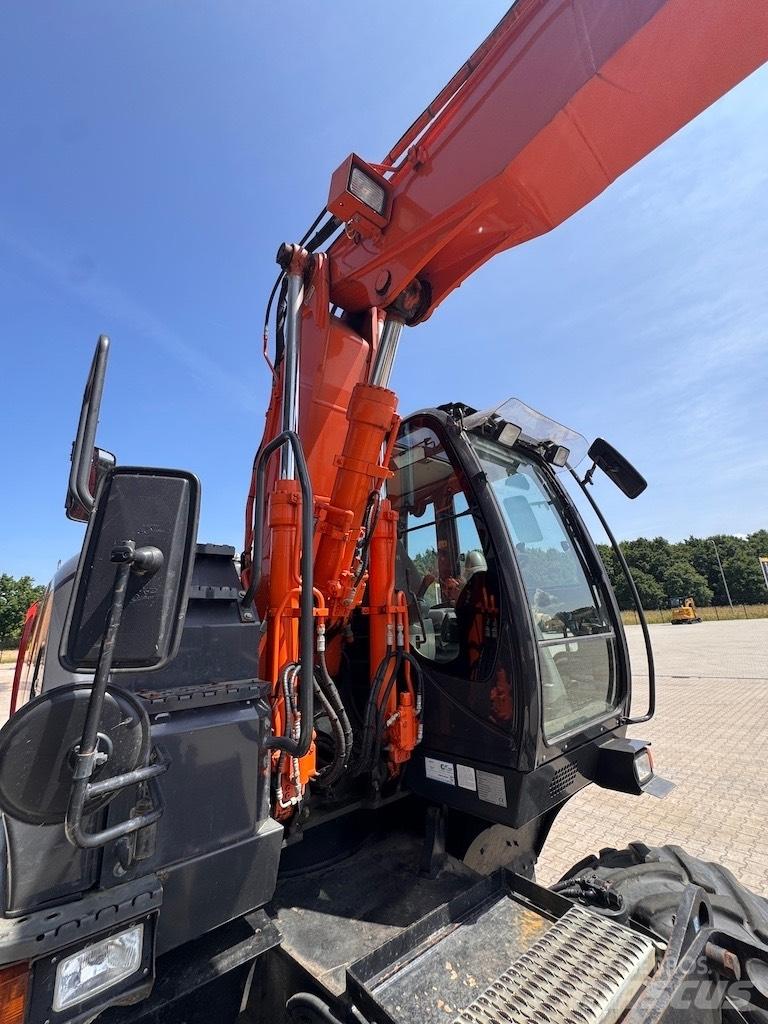 Hitachi 140W Hjulgrävare