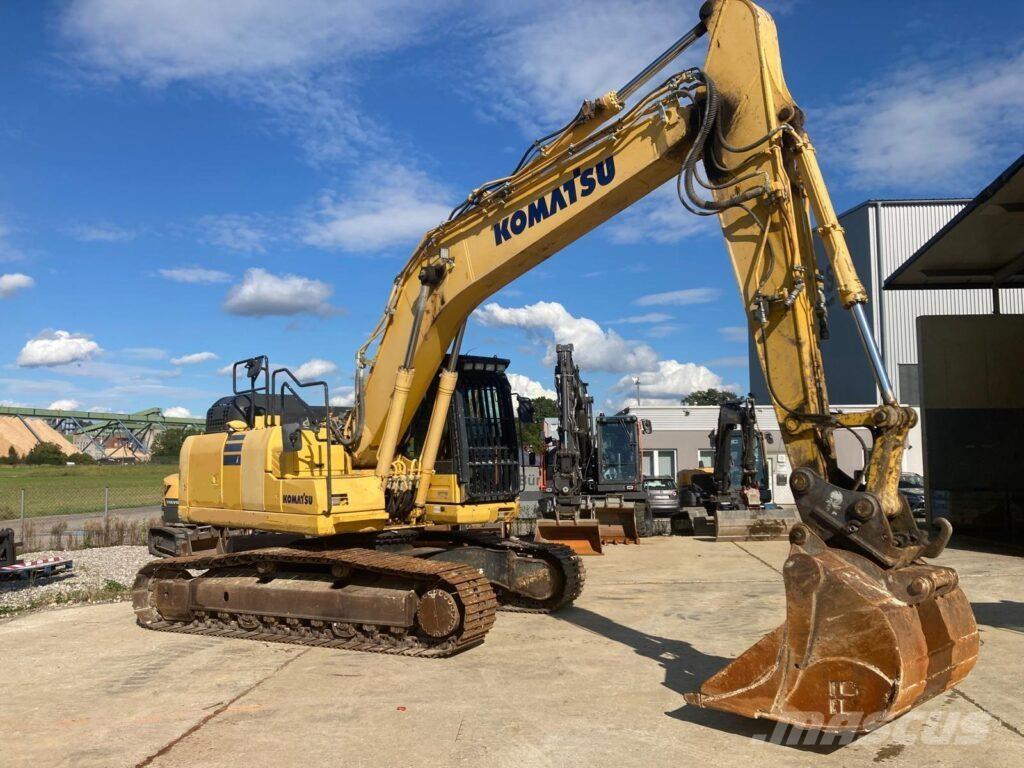 Komatsu PC210LC-11 Bandgrävare