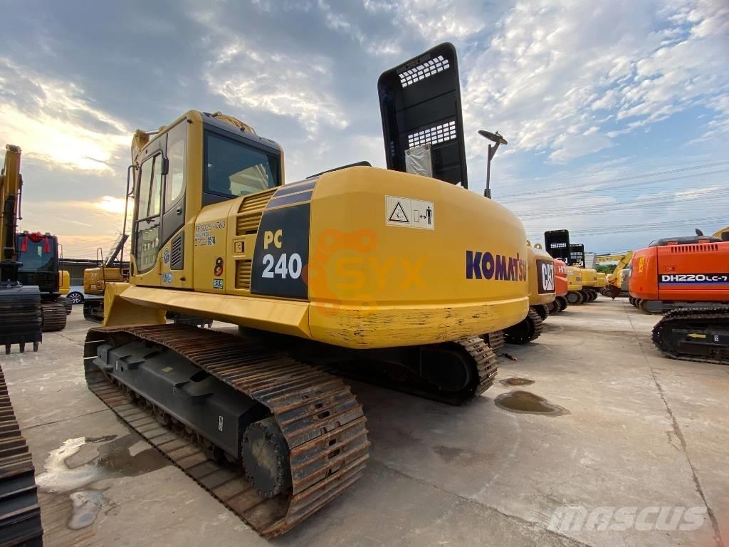 Komatsu PC 240 Bandgrävare
