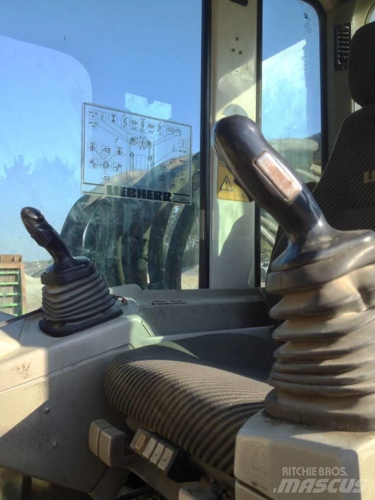 Liebherr R 974 B HD Bandgrävare