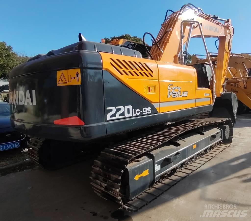 Hyundai 220LC-9S Bandgrävare