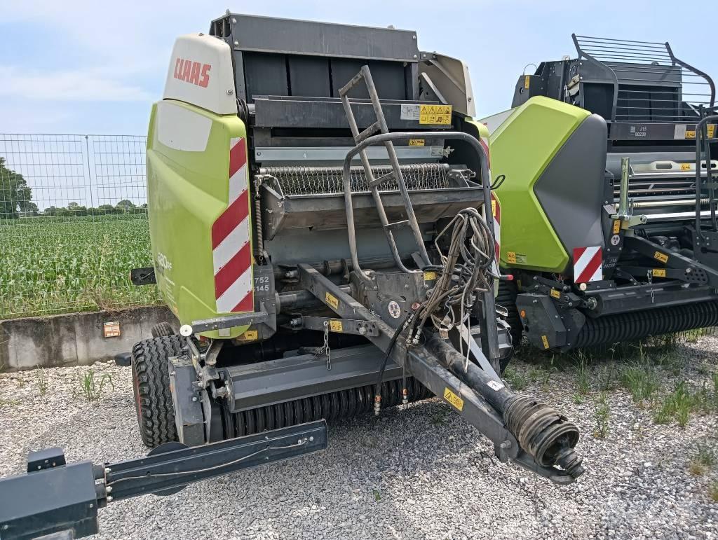 CLAAS Variant 480 RF Rundbalspressar