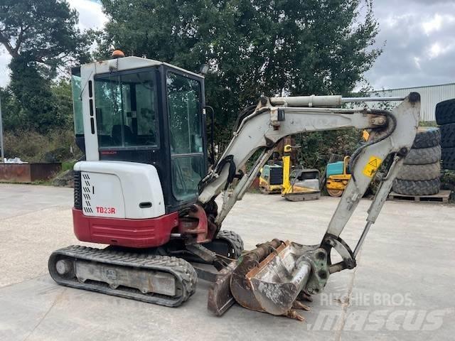 Takeuchi TB 23 R Minigrävare < 7t