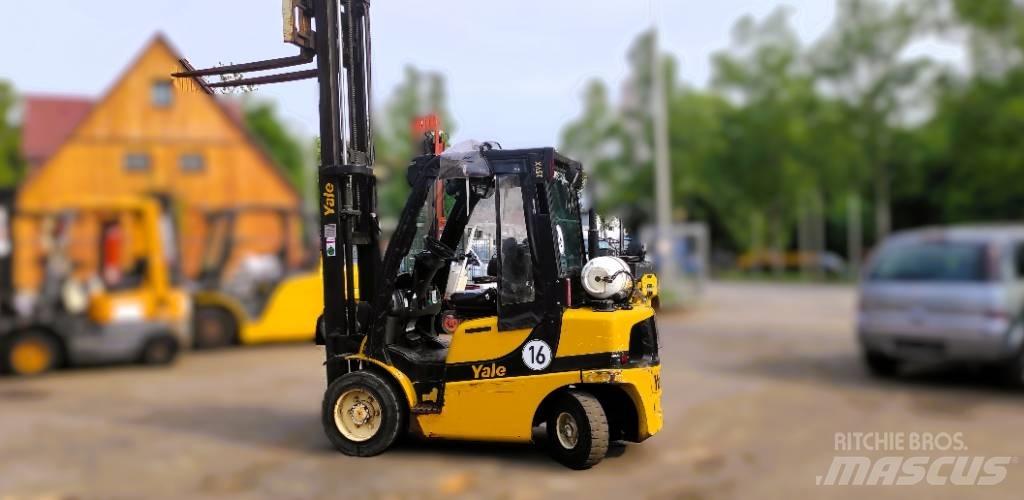 Yale GLP25VX Gasolmotviktstruckar