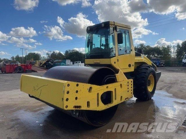 Bomag BW 216 DH-4i Envalsvältar