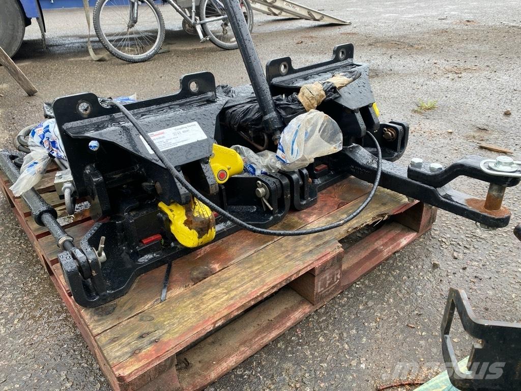 Case IH PUMA 240 CVX Band, kedjor och underreden