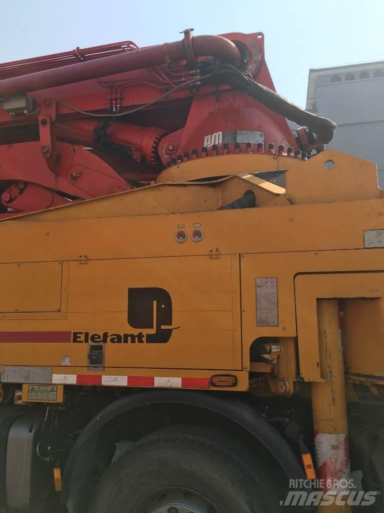 Putzmeister 46m Lastbilar med betongpump