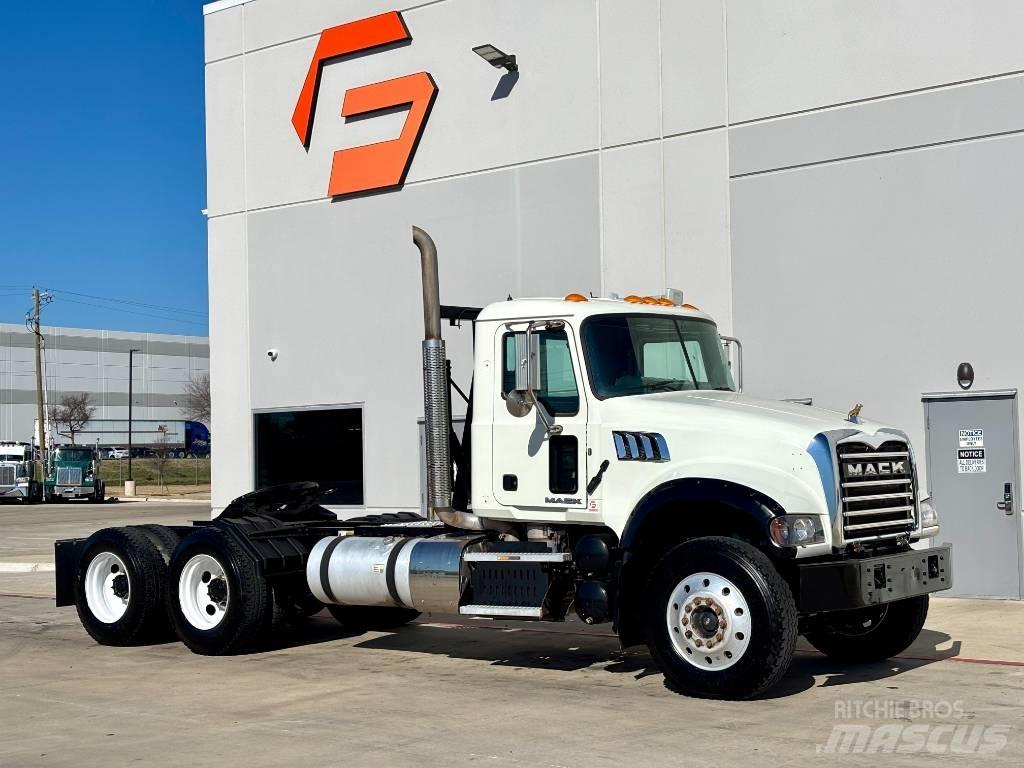 Mack Granite Dragbilar