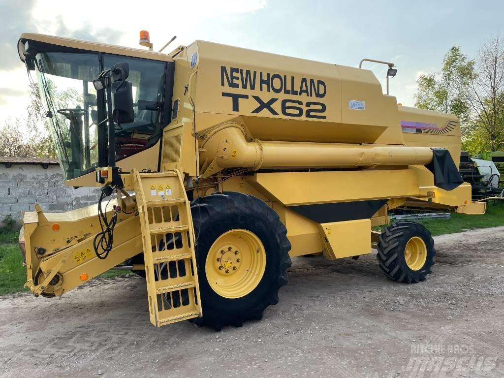 New Holland TX 62 Skördetröskor
