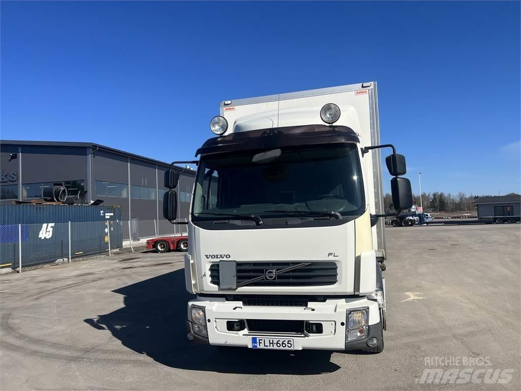 Volvo FL 240 4X2 Skåpbilar