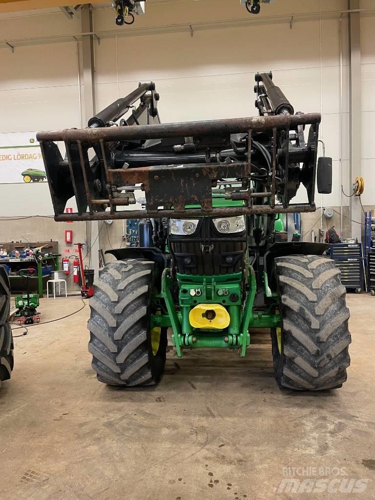 John Deere 6145 R Traktorer