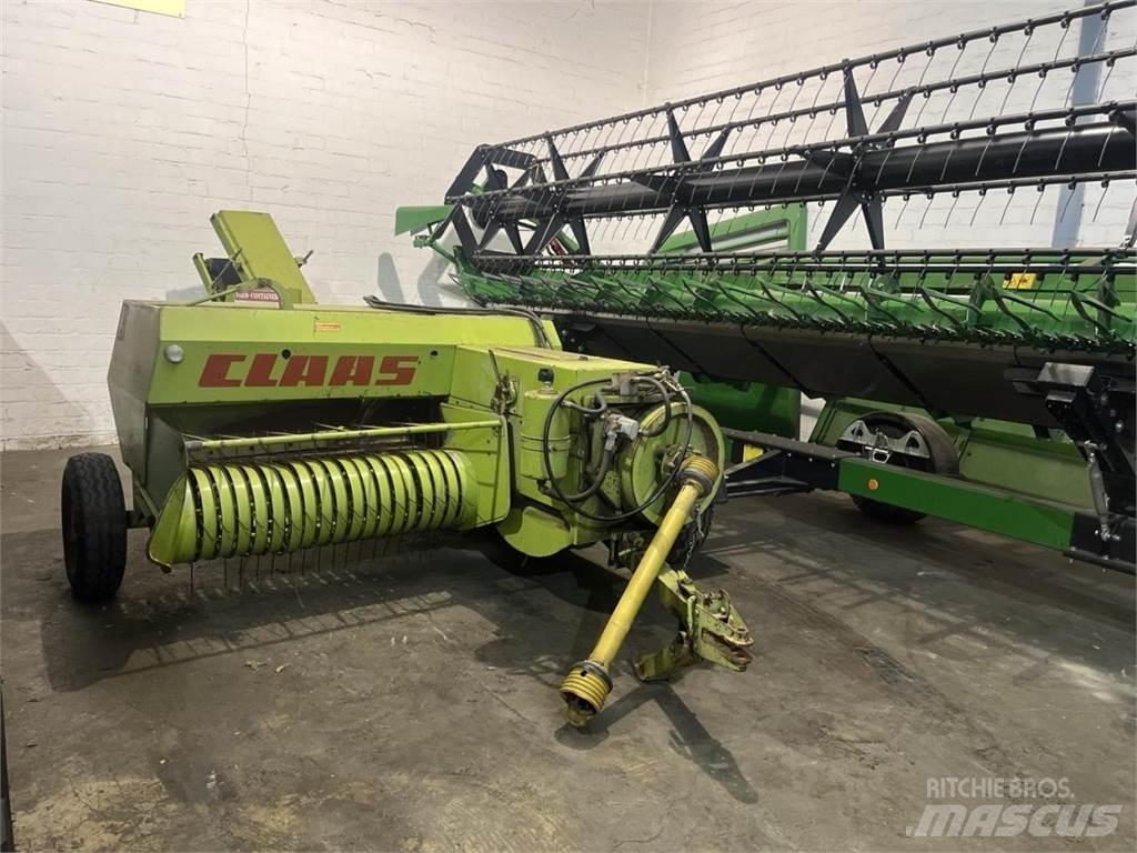 CLAAS Markant 50 Fyrkantspressar