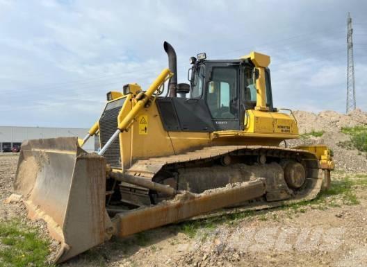 Komatsu D 65 PX-15 Bandschaktare