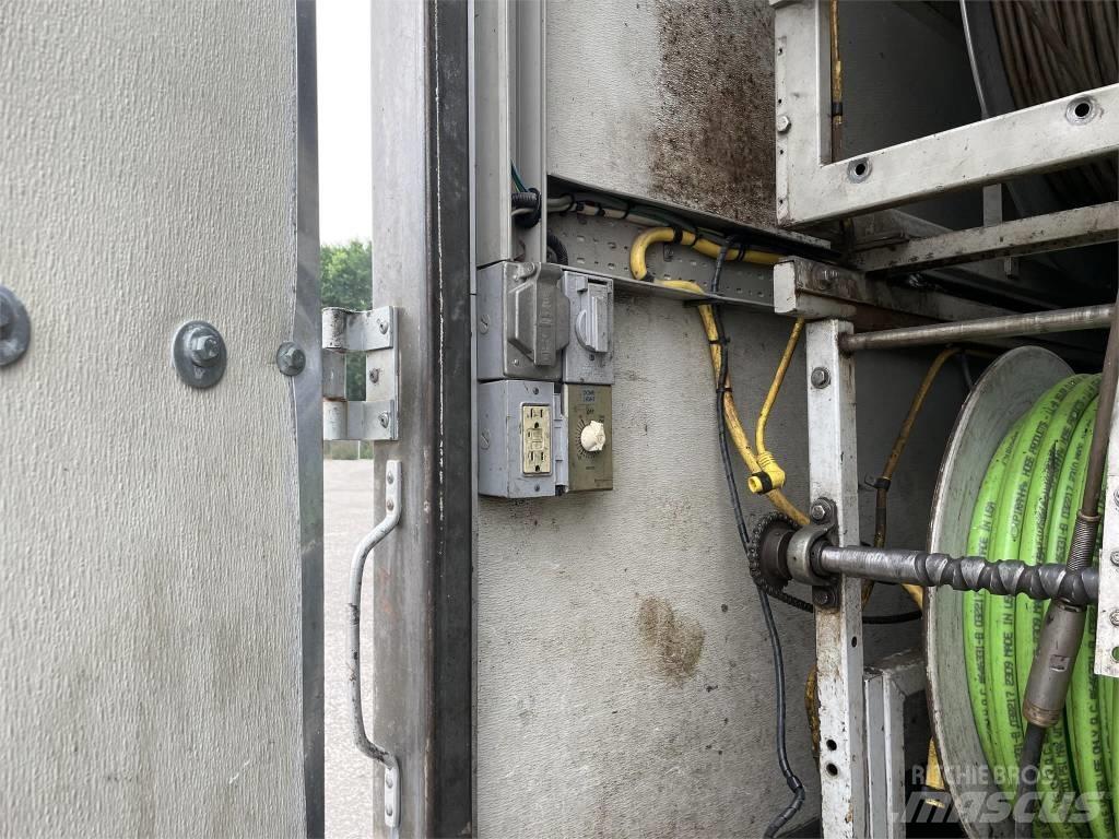 Ford F550 XL Entreprenad - Övrigt