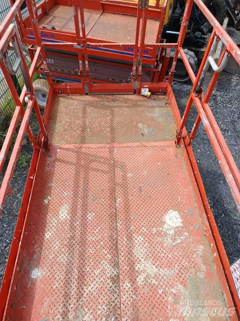 SkyJack SJ 6832 RTE Saxliftar