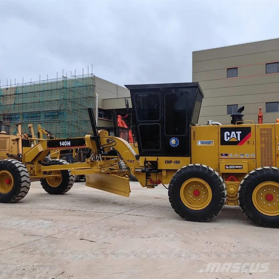 CAT 140H Väghyvlar