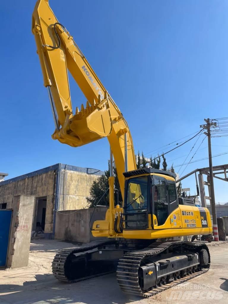 Komatsu PC300-7 Bandgrävare