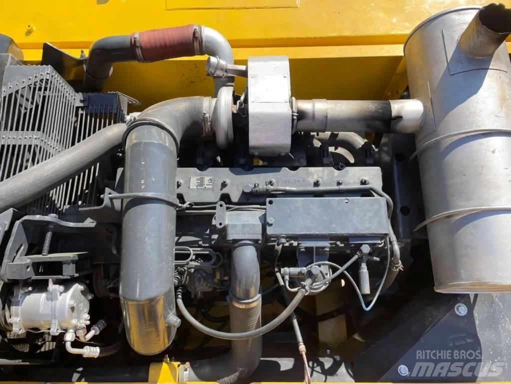 Komatsu PC300-7 Bandgrävare