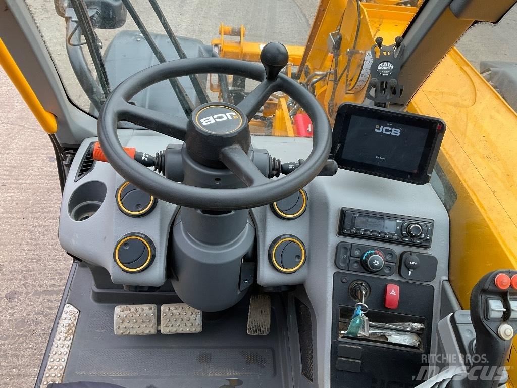 JCB 542 70 AGRI XTRA Redskapsbärare för lantbruk