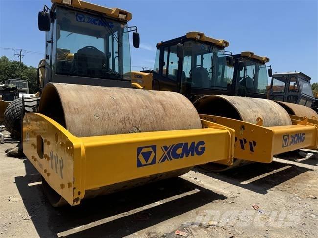 XCMG XS 223 J Envalsvältar